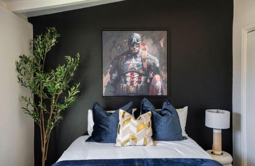 Sherwood Forest and Thistle Development House | Avengers HQ - Hot Tub - Close to Disney - Parking
