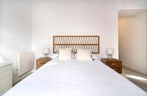 Almenara Apartment | Avenida de Asturias Apartment B