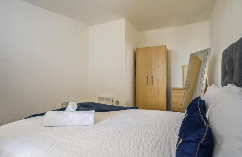 Leeds Apartment | Avenues