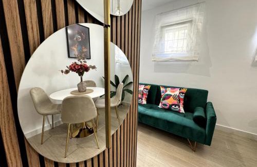 Doctor Barraquer-Grupo Renfe-Policlinico Apartment | Avenzoar Apartments