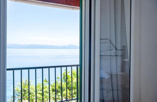Agios Ioannis Peristeron Apartment | Averto
