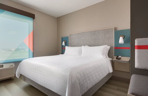 Fort Worth Hotel | avid hotel Fort Worth Downtown by IHG