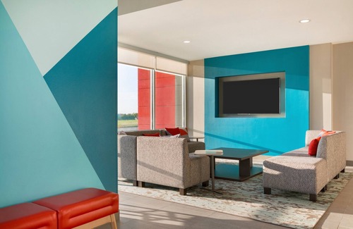 Hays Hotel | avid hotel Hays by IHG