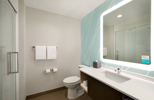Perry Hotel | avid hotel Perry-National Fairground Area by IHG