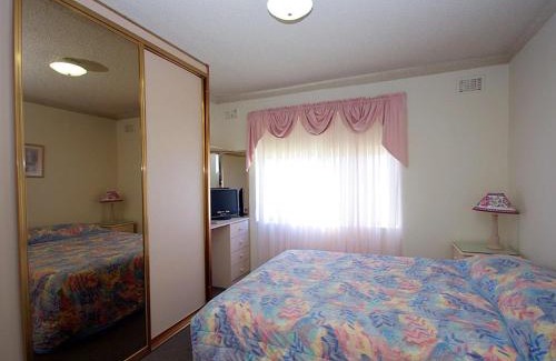 The Entrance Apartment | Avilla Court 1