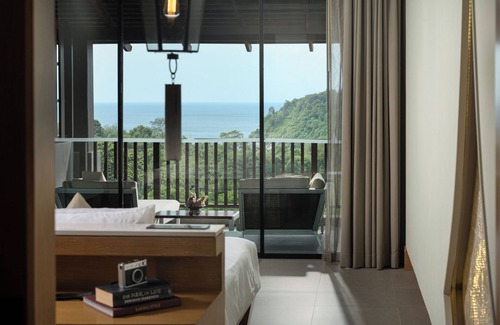 Patong Resort | Avista Hideaway Phuket Patong - MGallery