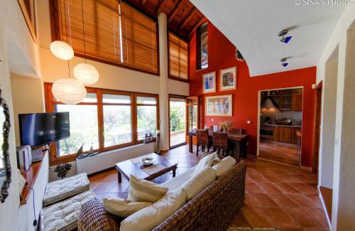 Vourvourou House | Avista Villa