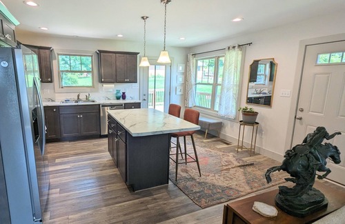 Mars Hill House | AVL-Area Mountain Retreat: 20-25 minutes from downtown