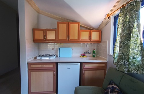 Icmeler Apartment | Avlu 2 Apart