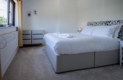 Llangennith House | Avoca - 3 Bedroom Holiday Home - Llangennith