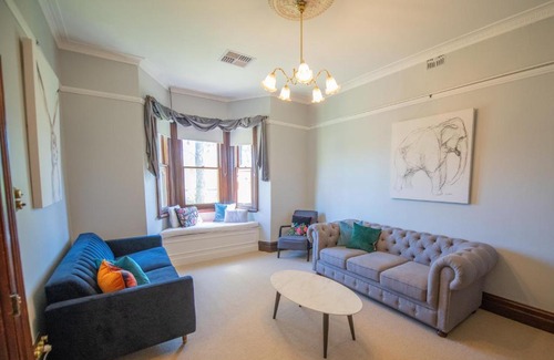 Central Mudgee House | Avoca House - Gorgeous Federation Home