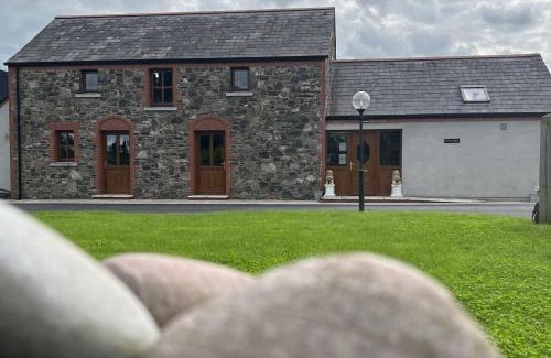 Lisburn House | Avoca Lodge