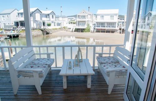 Hunter's Home House | Avocet Cottage