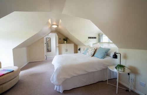West Lulworth House | Avocet House