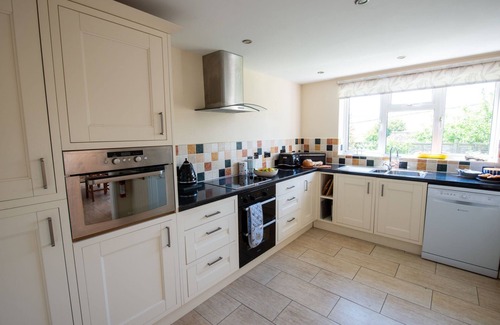 West Lulworth House | Avocet House -Spacious accommodation and breathtaking rural views