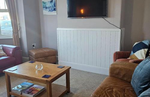 Exmouth House | Avocet View *sleeps 10*