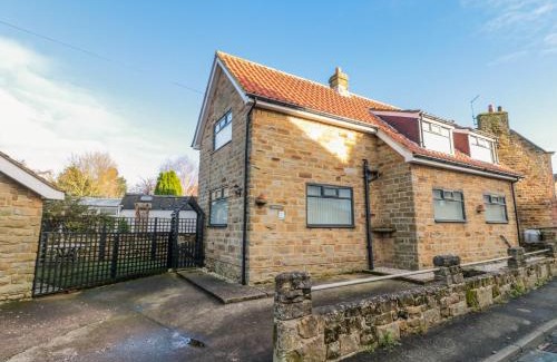 Hawsker House | Avon Croft Cottage