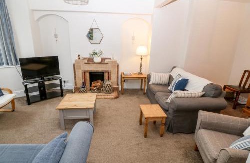 Borth-y-Gest House | Avondale