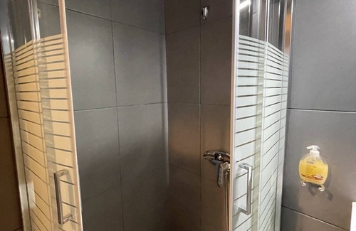 Markopoulon Apartment | AVR DELUXE SUITES 4 AIRPORT FREE SHUTTLE
