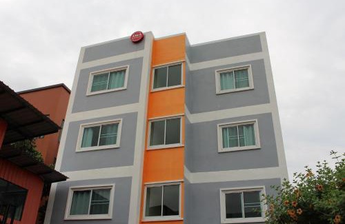 Sanambin Hotel | Awa Don Muang