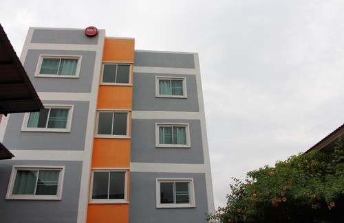 Sanambin Hotel | Awa Don Muang
