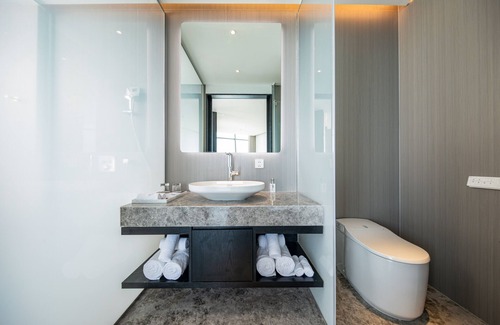 Son Tra Hotel | Awaken Danang Hotel