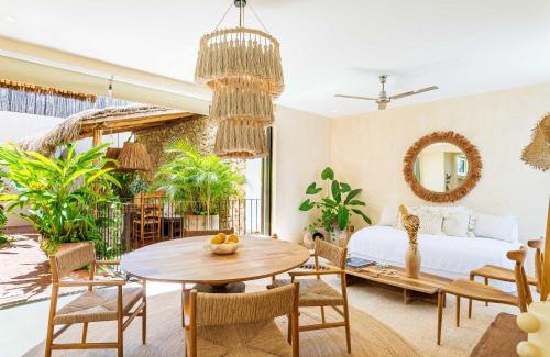 La Veleta Villa | AWARD-winning 2BR Villa Tulum Private Pool with Patio