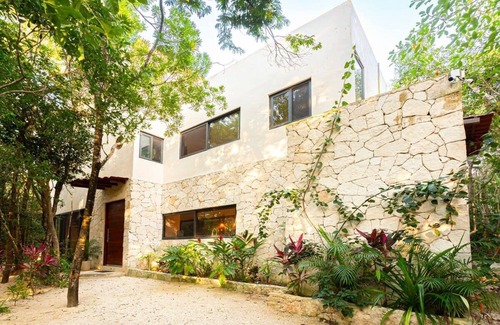 Akumal Villa | Award Winning Private Cenote Villa 10min to Beach