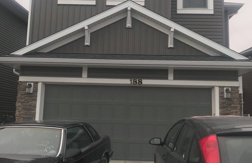 Calgary House | Away from home 2