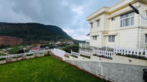 Ooty House | Away From Home - 4 - Home Stay Ooty, Entire 3BHK Villa
