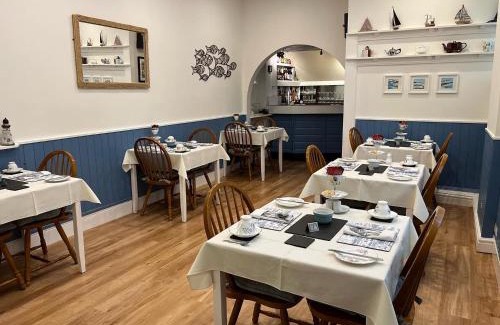 Criccieth House | Awel Mor