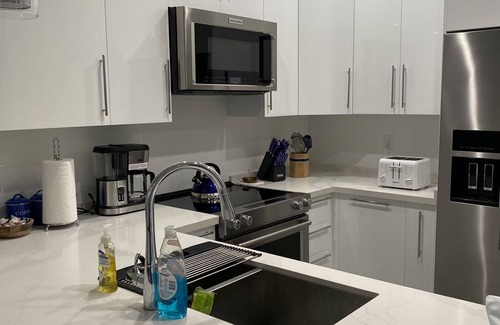 Grand Harbour Condo | Awel y Mor (sea breeze) 2 bed condo overlooking the North Sound, peaceful.
