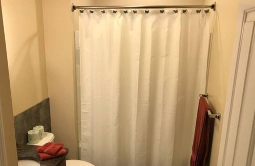 Manchester Apartment | Awesome 3 Bedroom Apartment on the 3rd Floor