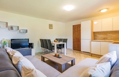 Sveti Petar u Sumi Apartment | Awesome apartment in Sv.Petar u Sumi