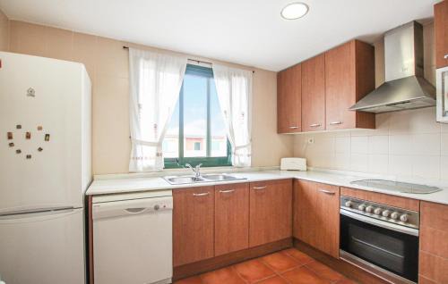 L Almadrava Apartment | Awesome Apartment In L'ametlla De Mar