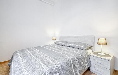 Recco Apartment | Awesome Apartment In Avegno With Wifi