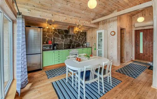Fargelanda Apartment | Awesome Apartment In Färgelanda