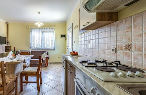 Kavran Apartment | Awesome apartment in Kavran with WiFi