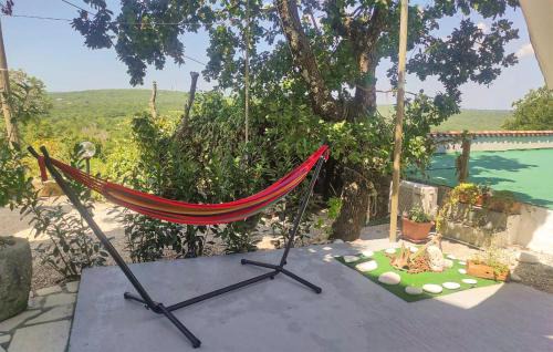 Ripenda Verbanci Apartment | Awesome Apartment In Labin With Wifi
