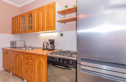 Raslina Apartment | Awesome apartment in Raslina