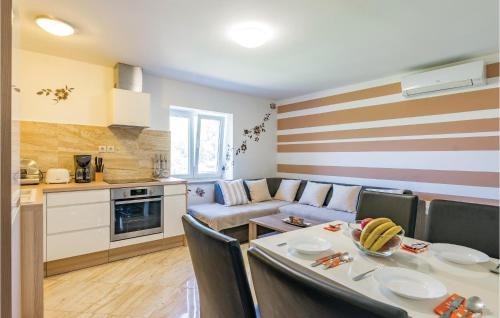 Sveti Petar u Sumi Apartment | Awesome Apartment In Svpetar U Sumi