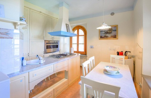 Castel Rigone Apartment | Awesome apartment in Castel Rigone