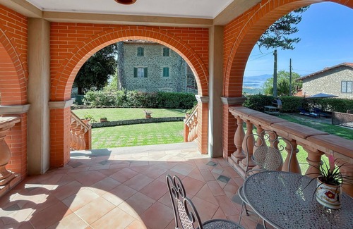 Castel Rigone Apartment | Awesome apartment in Castel Rigone