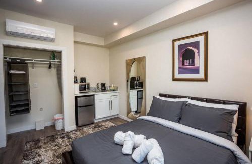 Bankers Hill Hotel | Awesome Balboa Park View with Huge Balcony in SD
