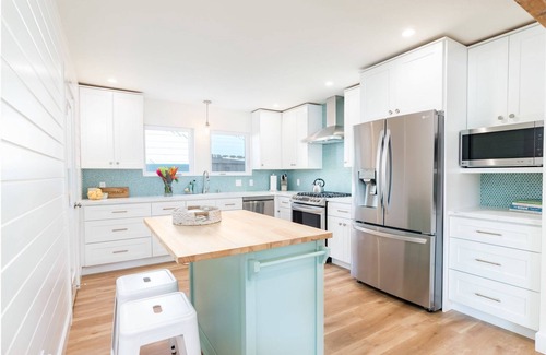 Opal Cliffs House | Awesome Beach House 1 block from Pleasure Point