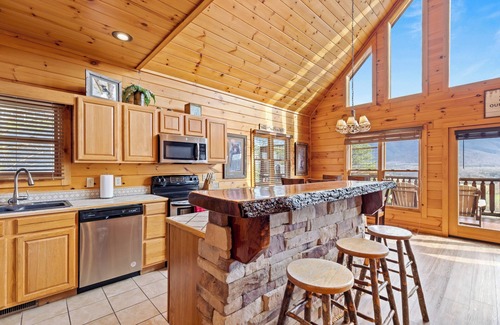 Gatlinburg - Pigeon Forge Cabin | Awesome Endeavor