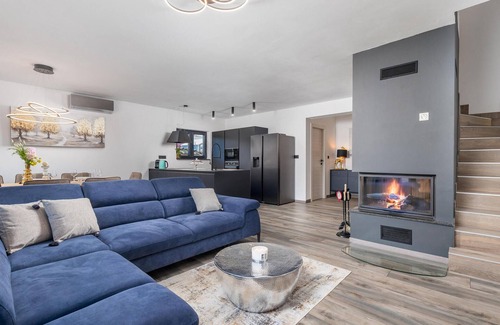 Fuzine House | Awesome home in Benkovac Fuzinski