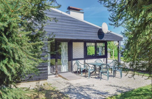Ferienhausgebiet Hillenseifen House | Awesome home in Gerolstein with WiFi