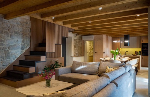 Ljuta House | Awesome home in Gruda