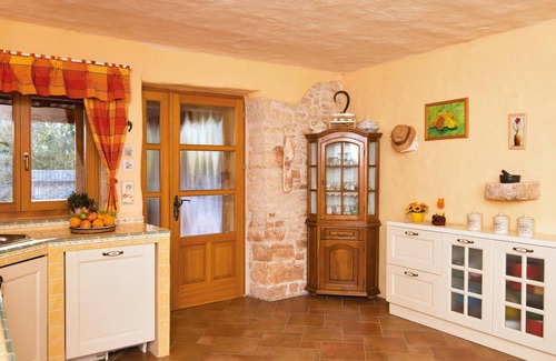 Jursici House | Awesome home in Klarici with WiFi